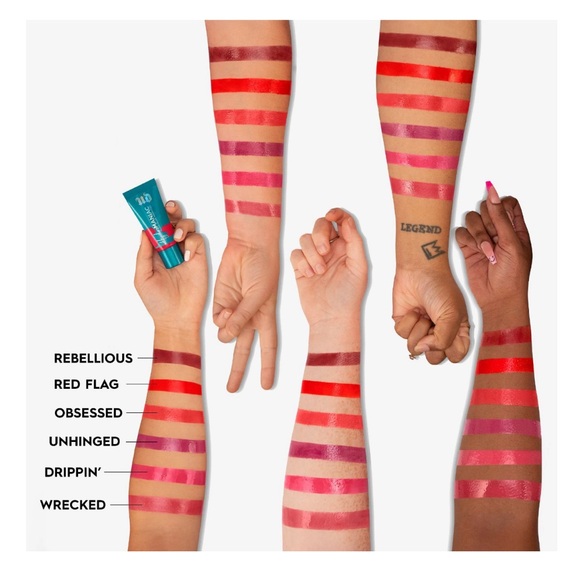 **URBAN DECAY BLUSH** - Picture 5 of 9